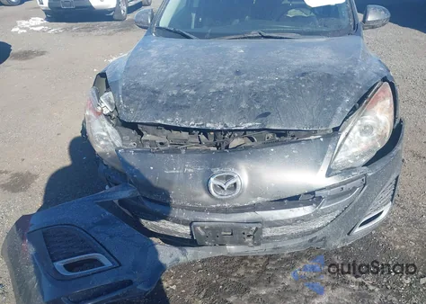 2011 Mazda Mazda3 S Grand Touring z USA, uszkodzony, nr VIN JM1BL1M63B1453370